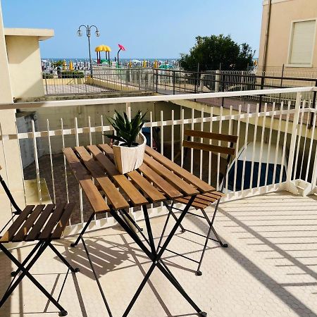 Appartamento Cima - Vista Mare, 3 Camere, Wifi, Family Apartment Lido di Jesolo Exterior photo