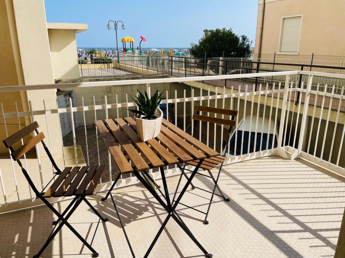 Appartamento Cima - Vista Mare, 3 Camere, Wifi, Family Apartment Lido di Jesolo Exterior photo