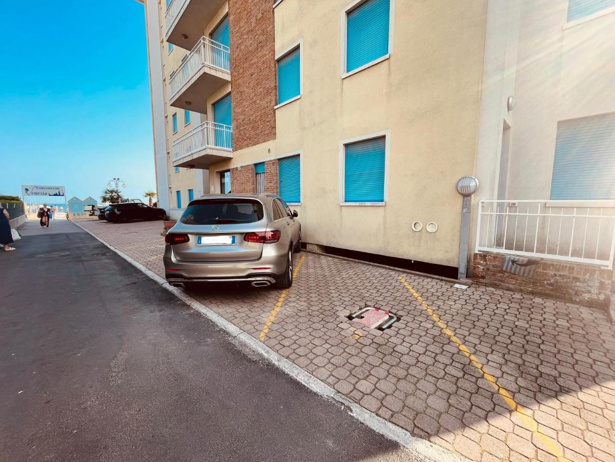 Appartamento Cima - Vista Mare, 3 Camere, Wifi, Family Apartment Lido di Jesolo Exterior photo